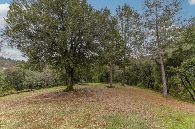 20235 E Clinton Rd, Jackson, CA 95642