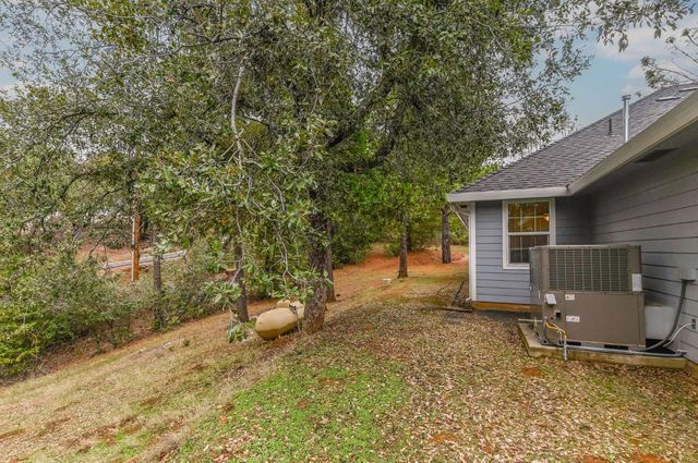 20235 E Clinton Rd, Jackson, CA 95642