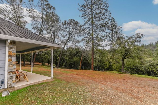 20235 E Clinton Rd, Jackson, CA 95642