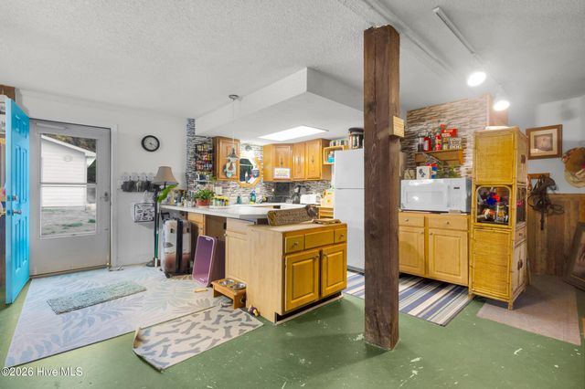 6815 Canal Drive, Emerald Isle, NC 28594