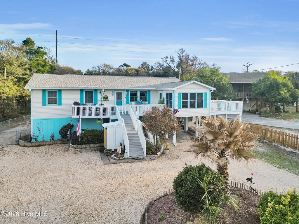 6815 Canal Drive, Emerald Isle, NC 28594