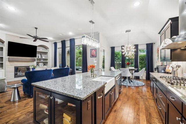 23 Little Falls Place, Tomball, TX 77375