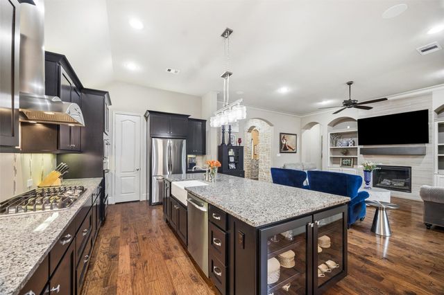 23 Little Falls Place, Tomball, TX 77375