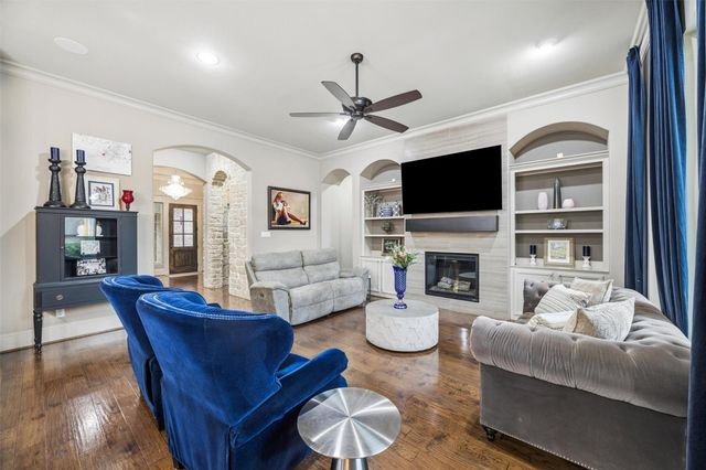 23 Little Falls Place, Tomball, TX 77375