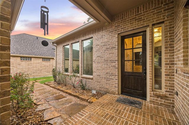 23 Little Falls Place, Tomball, TX 77375