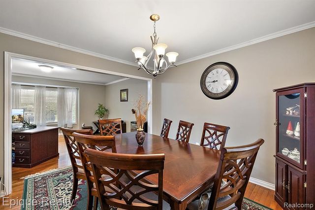 4527 Rochester Road, Troy, MI 48085