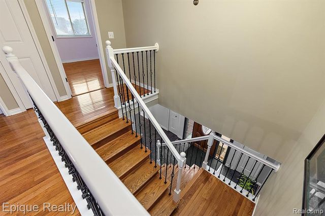 4527 Rochester Road, Troy, MI 48085