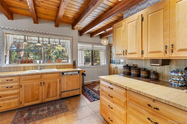 303 Ute Trail, Woodland Park, CO 80863