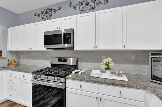 819 Tulip Poplar Way, Lawrenceville, GA 30044