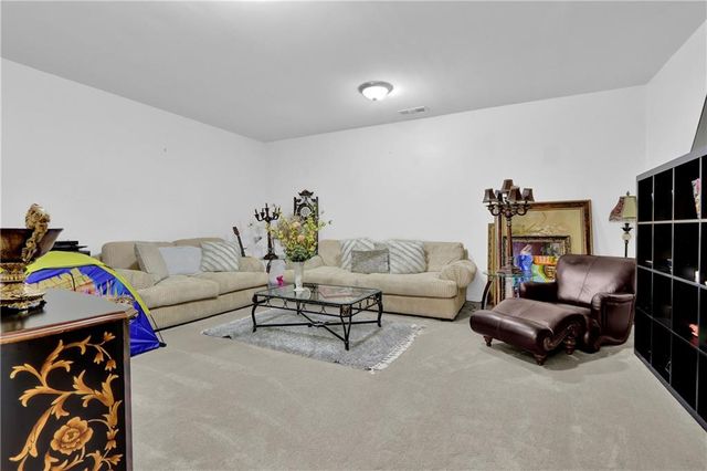 819 Tulip Poplar Way, Lawrenceville, GA 30044