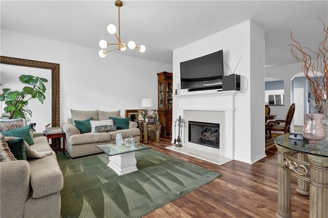 819 Tulip Poplar Way, Lawrenceville, GA 30044