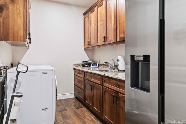 230 Cibolo Way, La Vernia, TX 78121