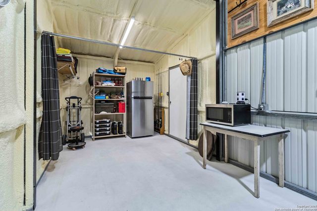 230 Cibolo Way, La Vernia, TX 78121