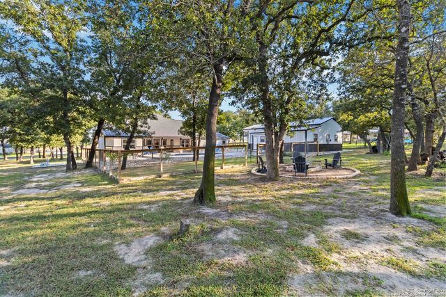 230 Cibolo Way, La Vernia, TX 78121