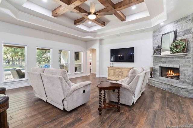 230 Cibolo Way, La Vernia, TX 78121