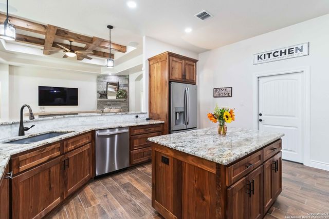 230 Cibolo Way, La Vernia, TX 78121