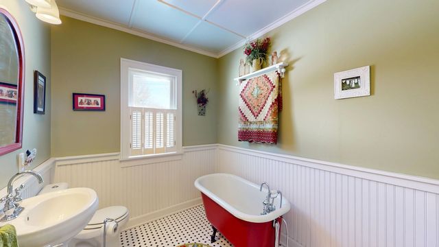 371 Weybridge Street, Middlebury, VT 05753