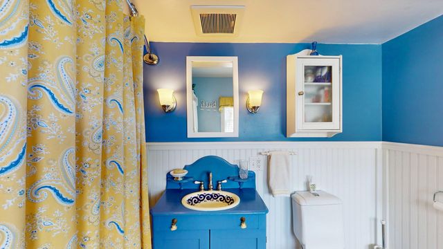 371 Weybridge Street, Middlebury, VT 05753