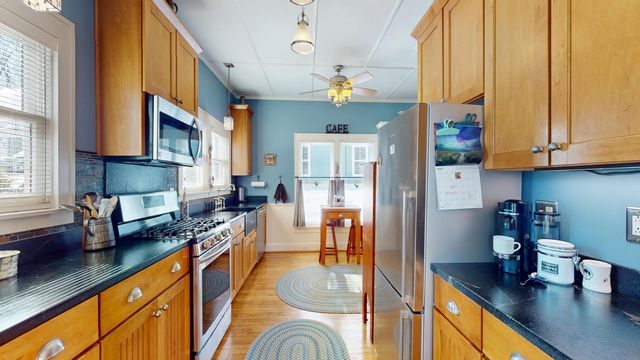 371 Weybridge Street, Middlebury, VT 05753