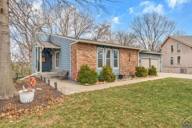 5706 SW 31st Ter, Topeka, KS 66614