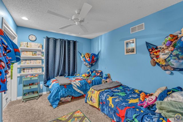 5706 SW 31st Ter, Topeka, KS 66614