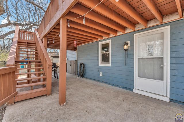 5706 SW 31st Ter, Topeka, KS 66614