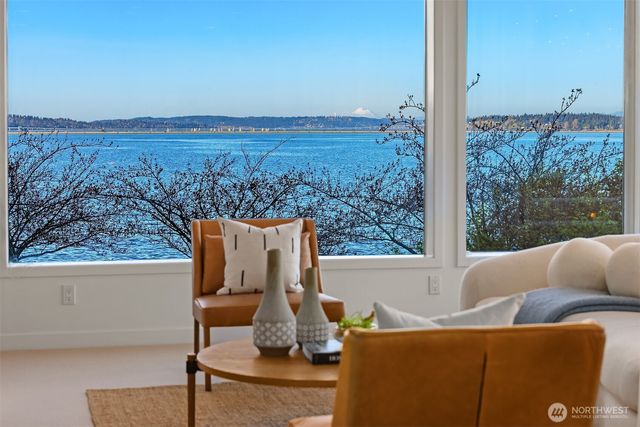 3903 48th Avenue S, Seattle, WA 98118