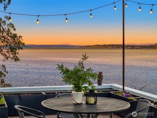 3903 48th Avenue S, Seattle, WA 98118