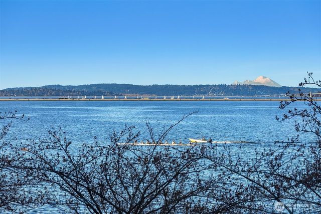 3903 48th Avenue S, Seattle, WA 98118