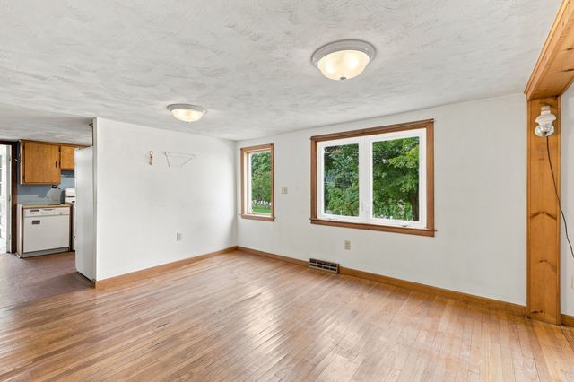 200 Hockanum Rd, Hadley, MA 01035