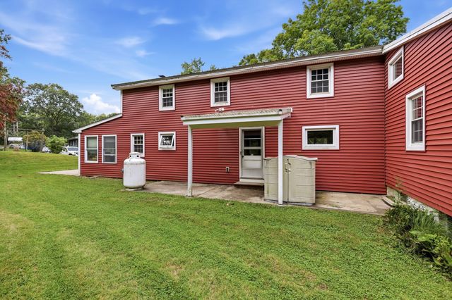 200 Hockanum Rd, Hadley, MA 01035
