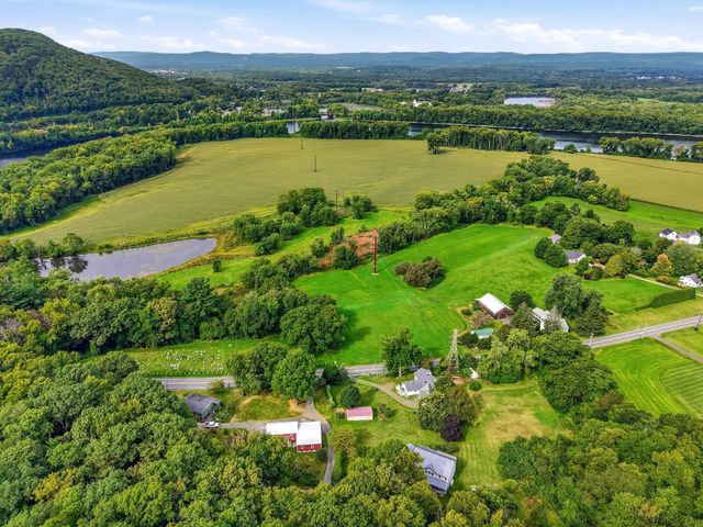 200 Hockanum Rd, Hadley, MA 01035
