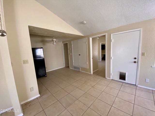 823 Montera Road, El Paso, TX 79907