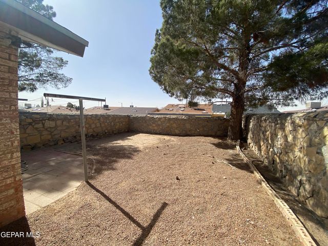 823 Montera Road, El Paso, TX 79907