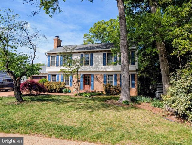 8604 RIVERSIDE RD, Alexandria, VA 22308