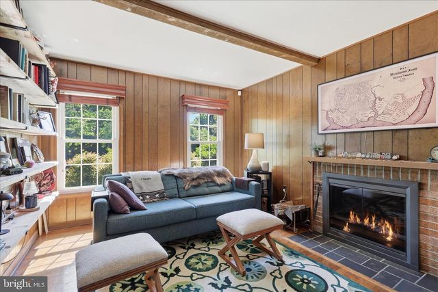 8604 RIVERSIDE RD, Alexandria, VA 22308