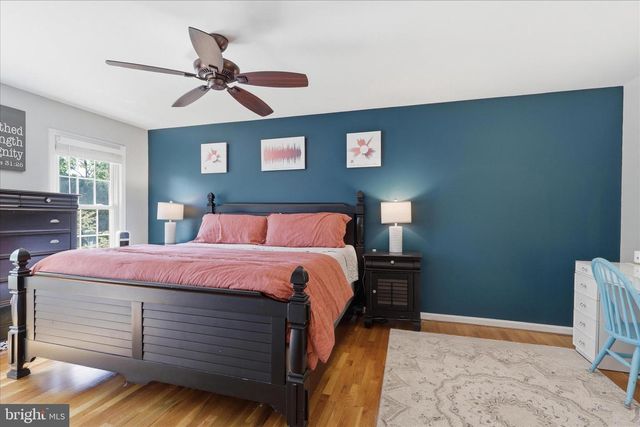 8604 RIVERSIDE RD, Alexandria, VA 22308
