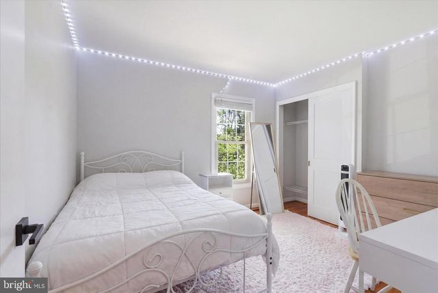 8604 RIVERSIDE RD, Alexandria, VA 22308