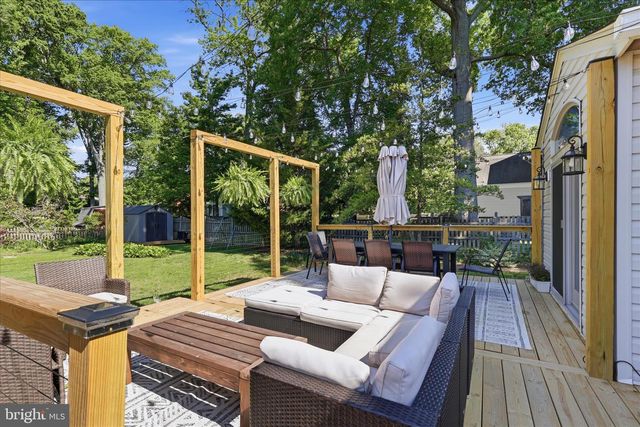 8604 RIVERSIDE RD, Alexandria, VA 22308