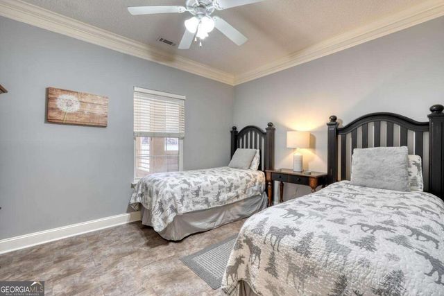 112 Glen Eagle Court D202, Clayton, GA 30525