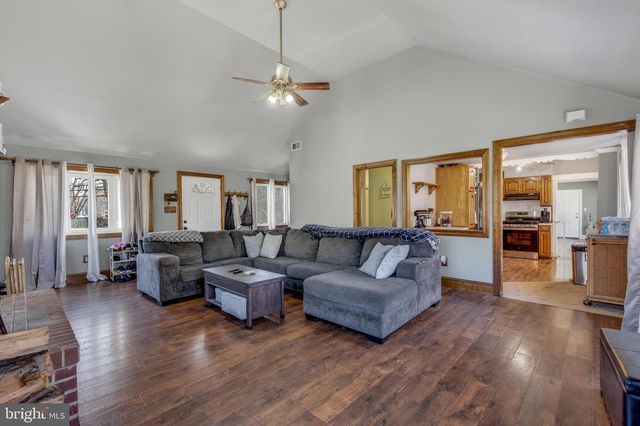 703 OLD HARMONY RD, Newark, DE 19711