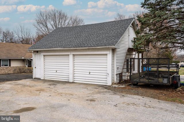 703 OLD HARMONY RD, Newark, DE 19711