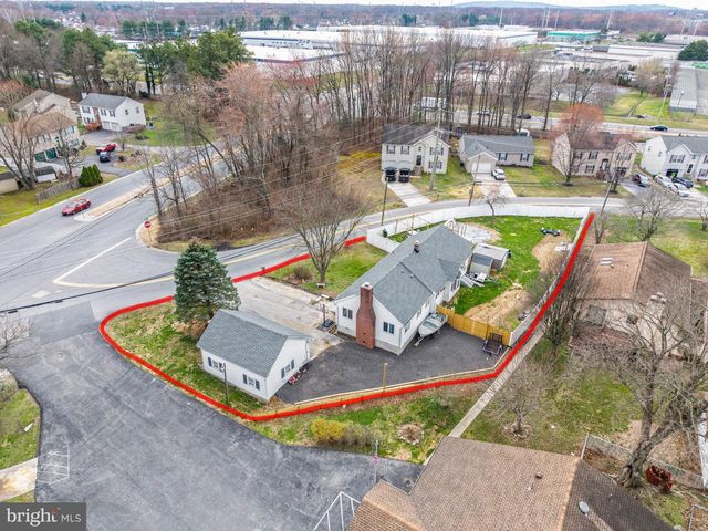 703 OLD HARMONY RD, Newark, DE 19711