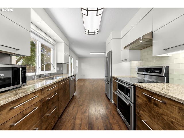 5417 Ne 56TH St, Vancouver, WA 98661