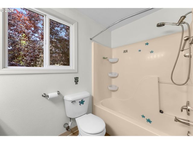 5417 Ne 56TH St, Vancouver, WA 98661