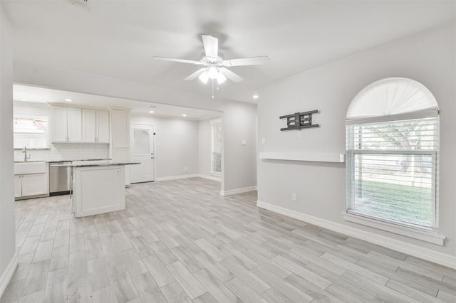 7623 Yellow Pine Drive, Houston, TX 77040