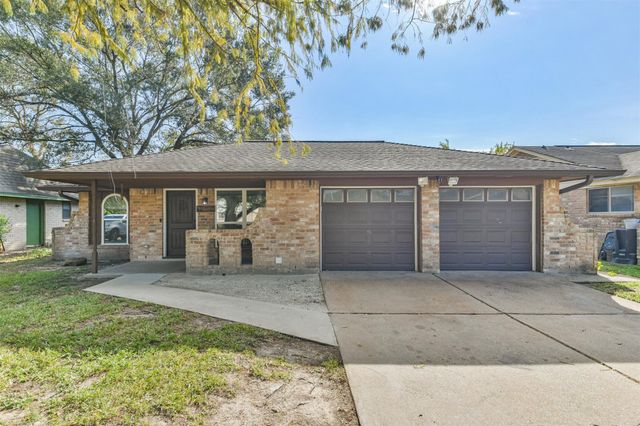 7623 Yellow Pine Drive, Houston, TX 77040