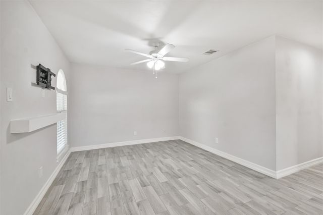 7623 Yellow Pine Drive, Houston, TX 77040