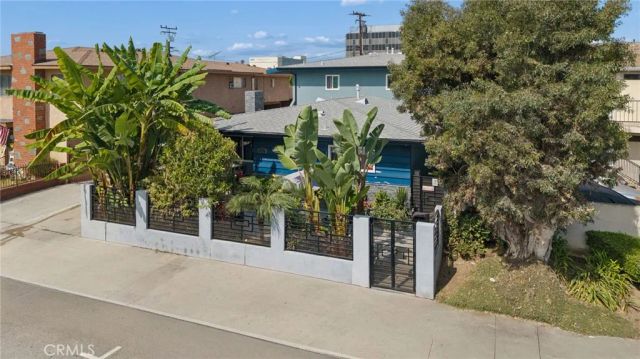 11617 Acacia, Hawthorne, CA 90250