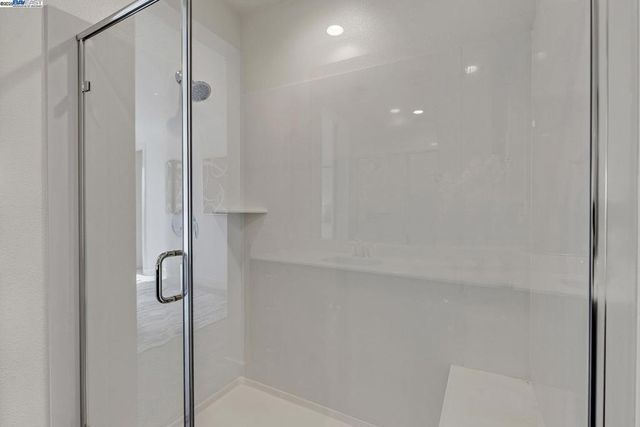 2133 Main St 102, Alameda, CA 94501